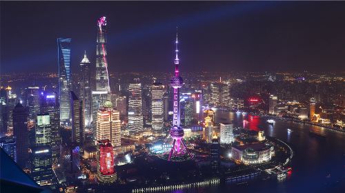 上门接14人小团】东方明珠+浦江游览+城隍庙+外滩一日游